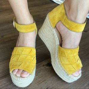 Marc Fisher LTD Adalla Platform Wedge Sandal (Mustard Suede)